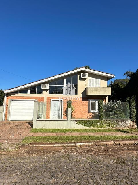Casa à venda em Montenegro, São João, com 3 quartos, com 264.39 m²